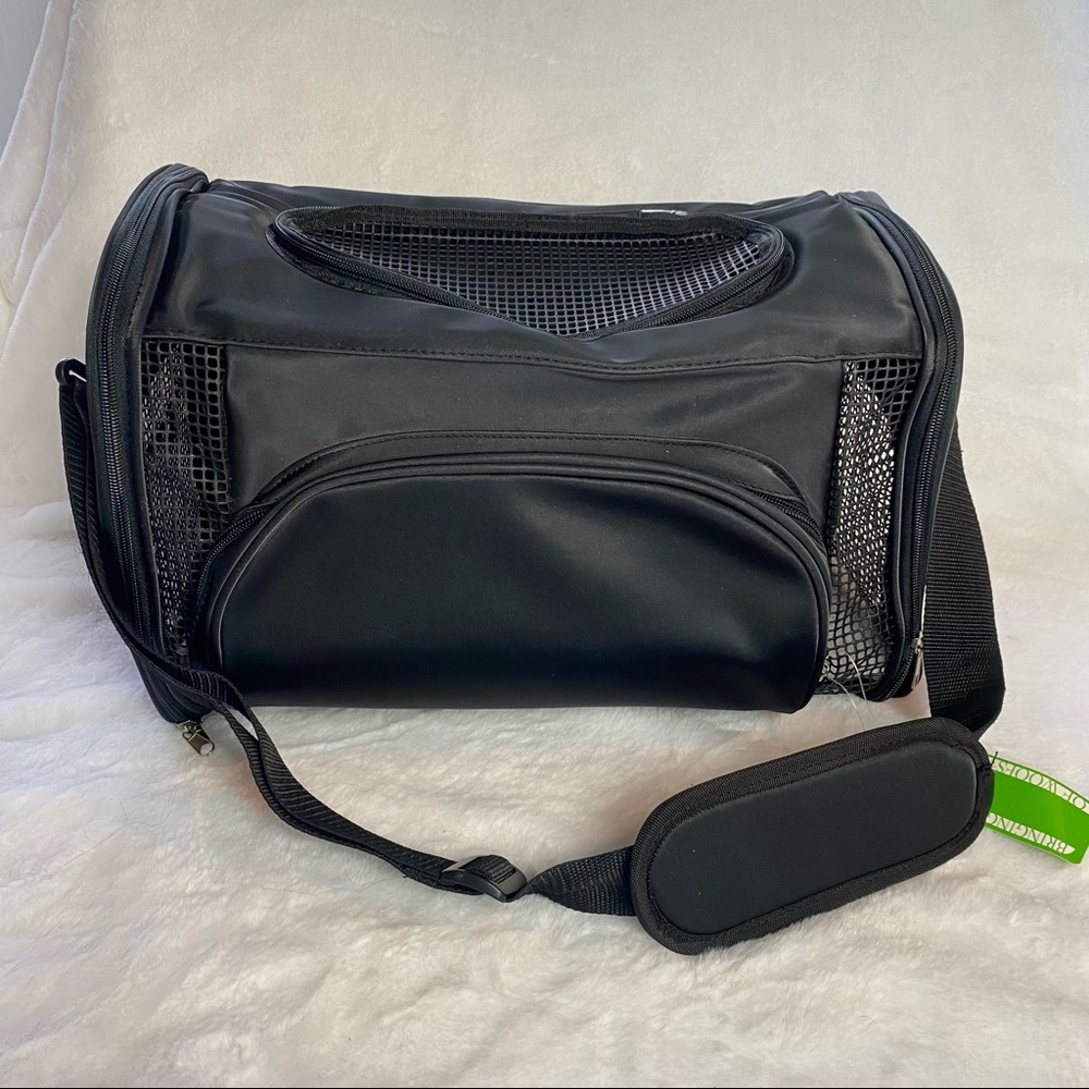 Pet Carrier Black NWT